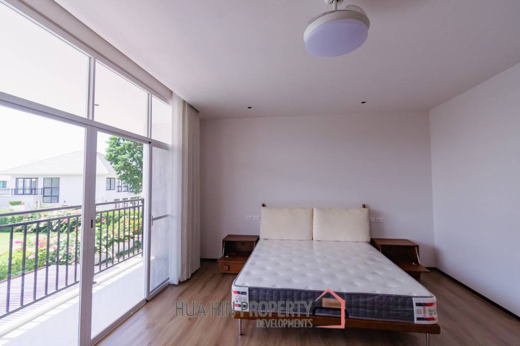 195 sqm modern 3 bedroom villa in Amity Green Hua Hin - Two Storey Twin House