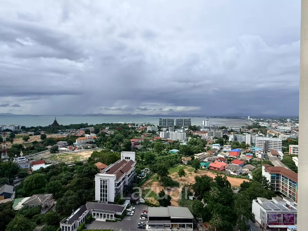 AD Hyatt Wongamat Condominium for Sale High-Floor Sea View