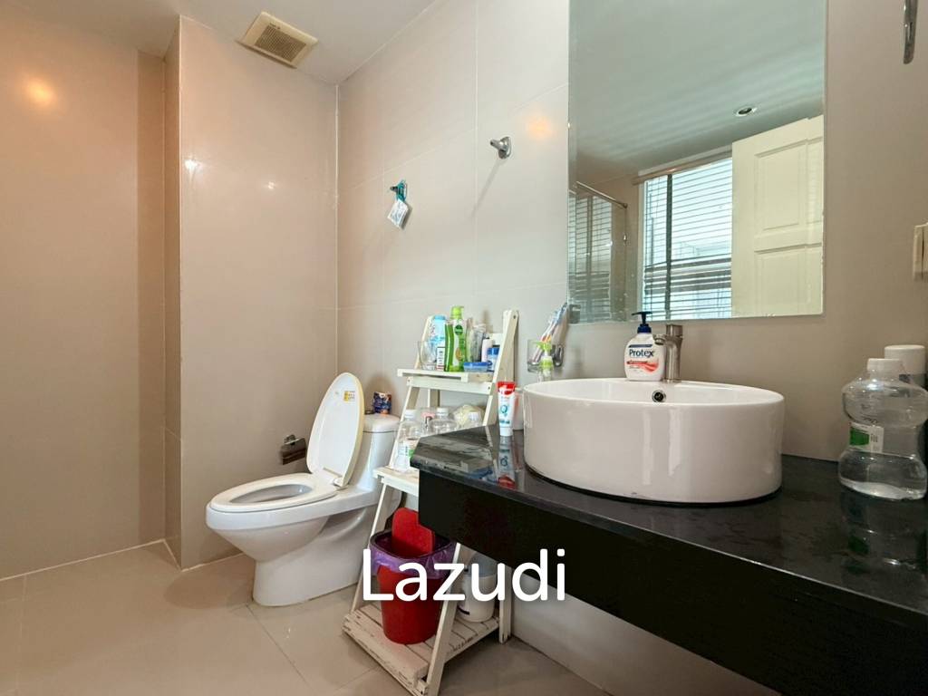 AD Hyatt Wongamat Condominium for Sale High-Floor Sea View
