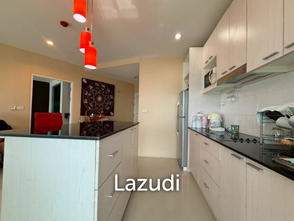 AD Hyatt Wongamat Condominium for Sale High-Floor Sea View