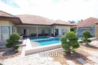 3 Bed 3 Bath Villa For Sale
