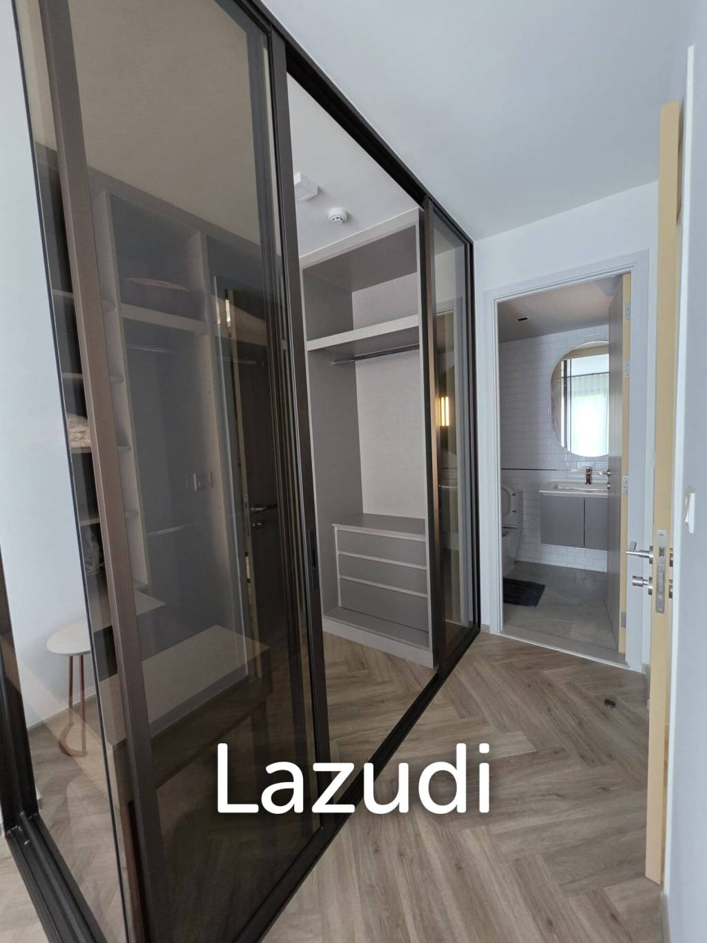 35 sqm modern 1 bedroom condo at Chapter Thonglor 25 Bangkok