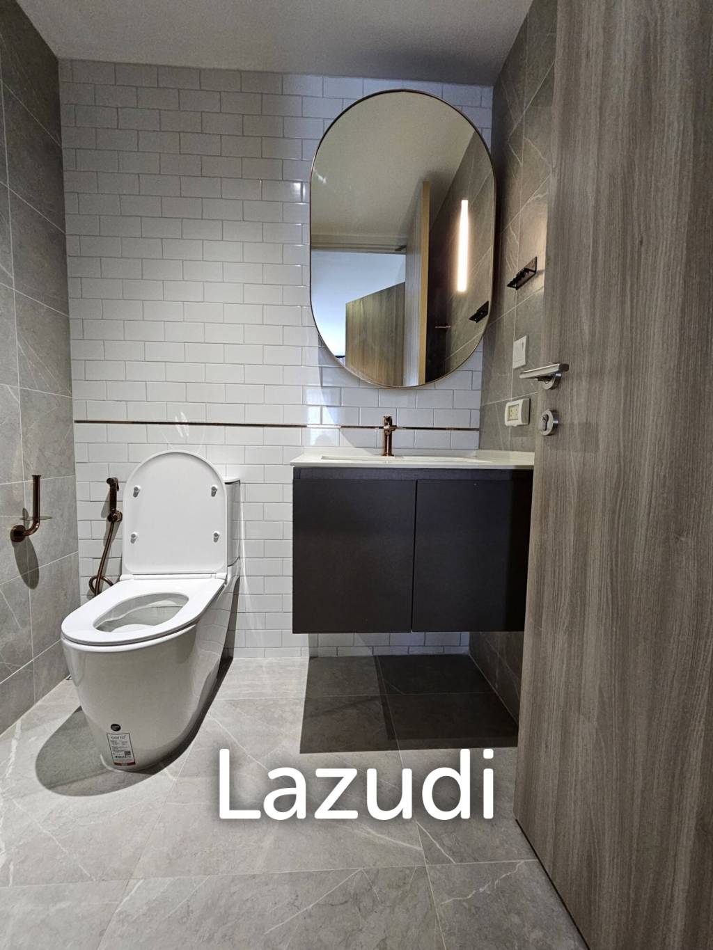 35 sqm modern 1 bedroom condo at Chapter Thonglor 25 Bangkok