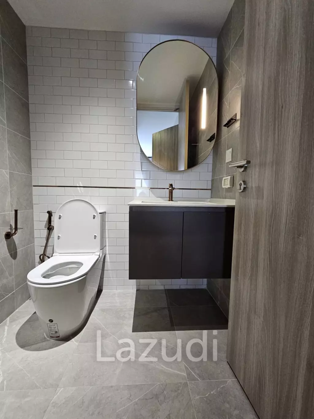 35 sqm modern 1 bedroom condo at Chapter Thonglor 25 Bangkok