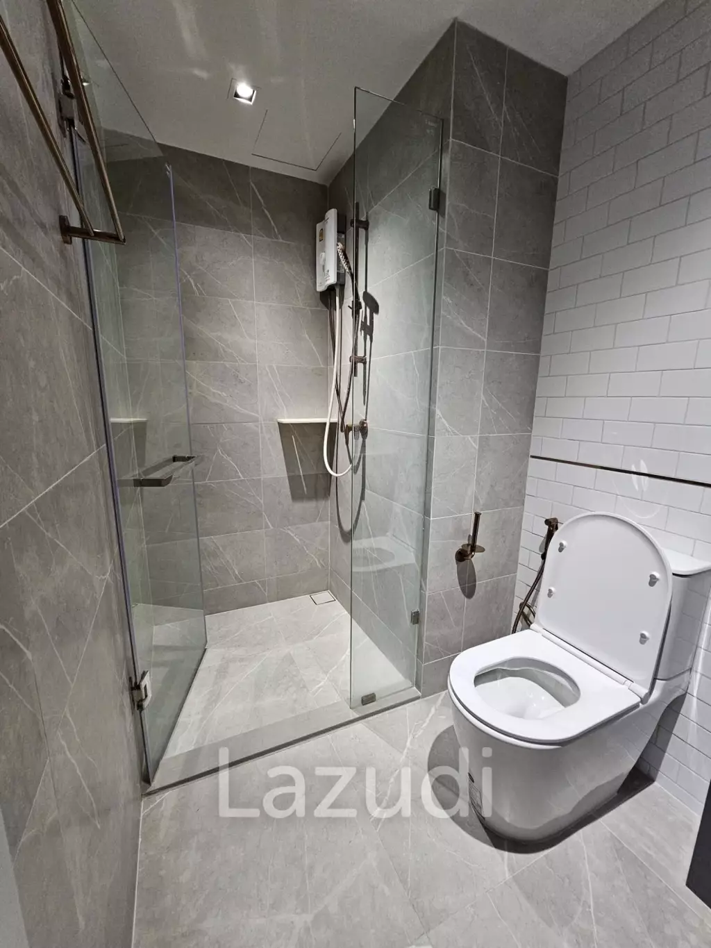 35 sqm modern 1 bedroom condo at Chapter Thonglor 25 Bangkok