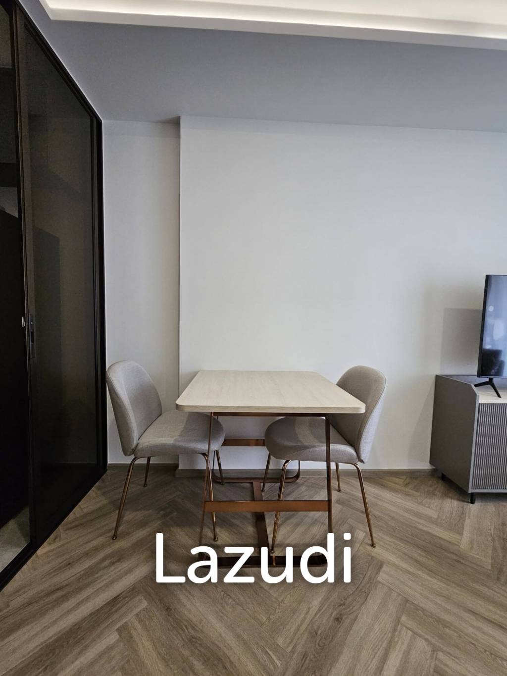 35 sqm modern 1 bedroom condo at Chapter Thonglor 25 Bangkok