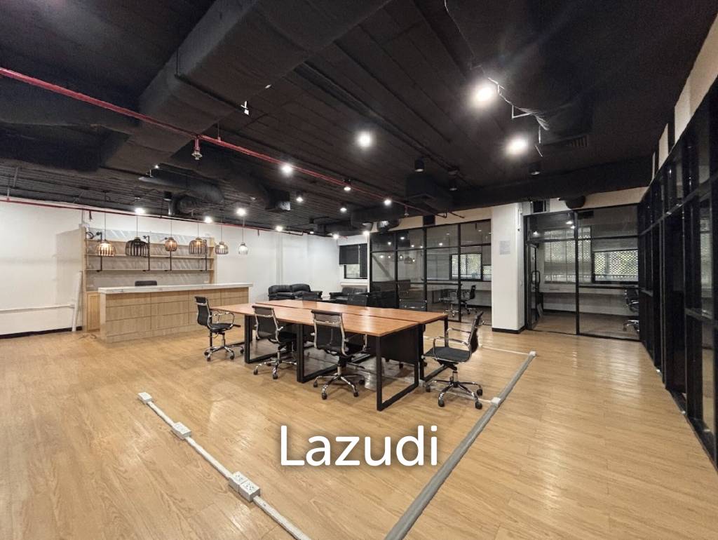 211 sqm modern furnished office for rent in Phra Nakhon Bangkok
