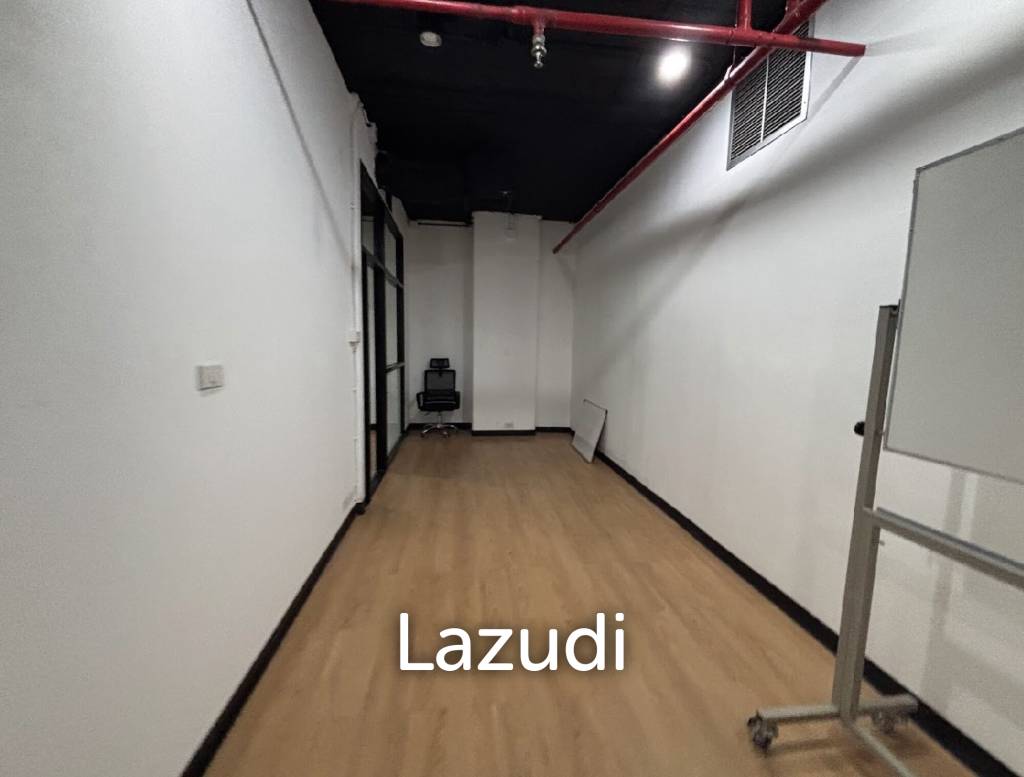 211 sqm modern furnished office for rent in Phra Nakhon Bangkok