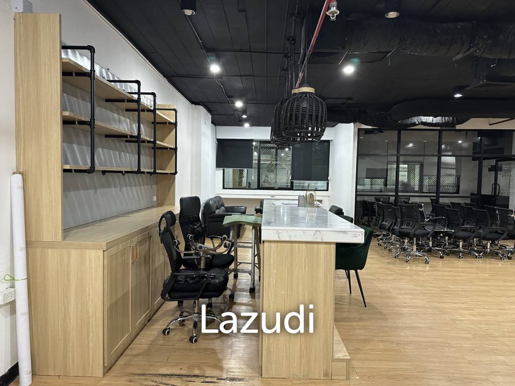 211 sqm modern furnished office for rent in Phra Nakhon Bangkok