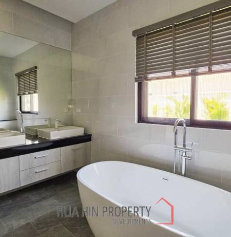 ARIA HUA HIN 3  : 3 bed pool villa