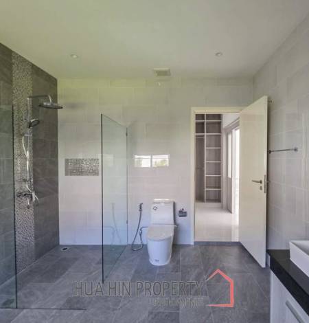 ARIA HUA HIN 3  : 3 bed pool villa