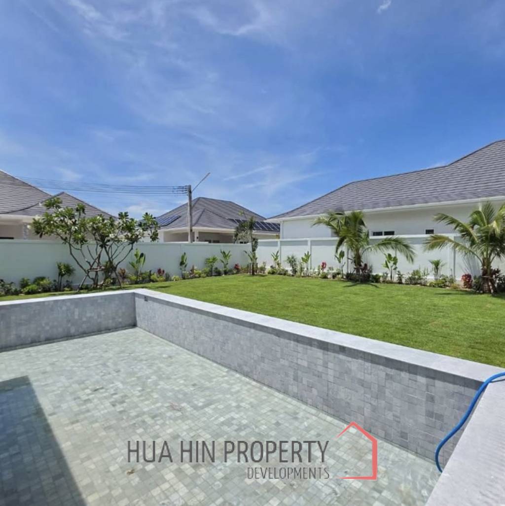 ARIA HUA HIN 3  : 3 bed pool villa