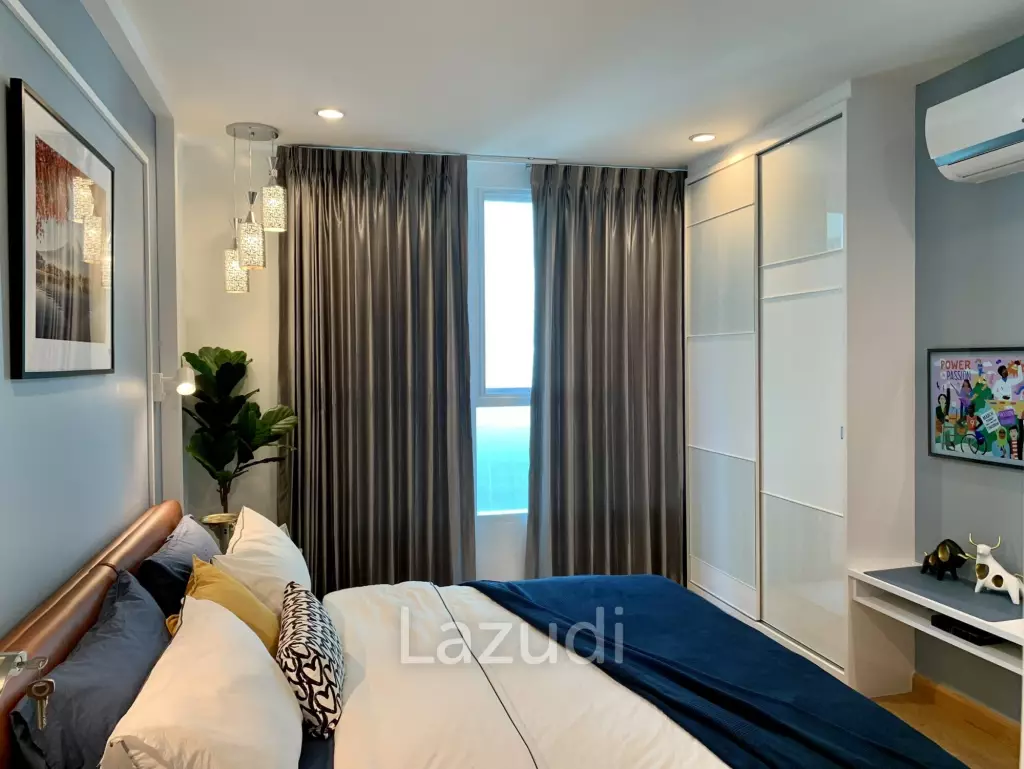 2 bedroom 2 bathroom condo 77 sqm. at Sukhumvit Living Town for sale