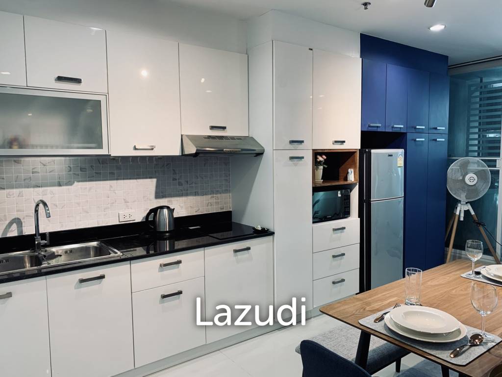 2 bedroom 2 bathroom condo 77 sqm. at Sukhumvit Living Town for sale