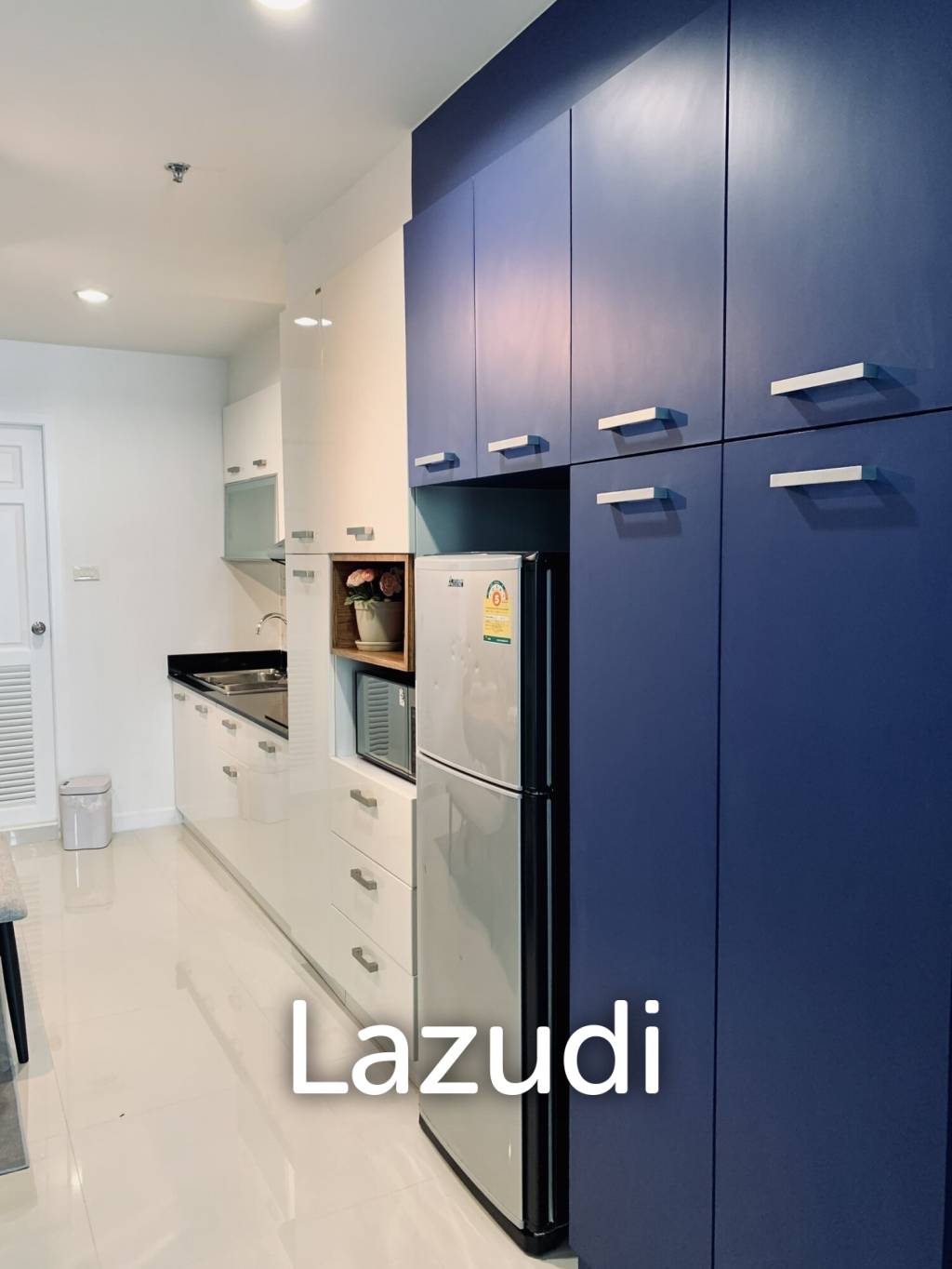 2 bedroom 2 bathroom condo 77 sqm. at Sukhumvit Living Town for sale