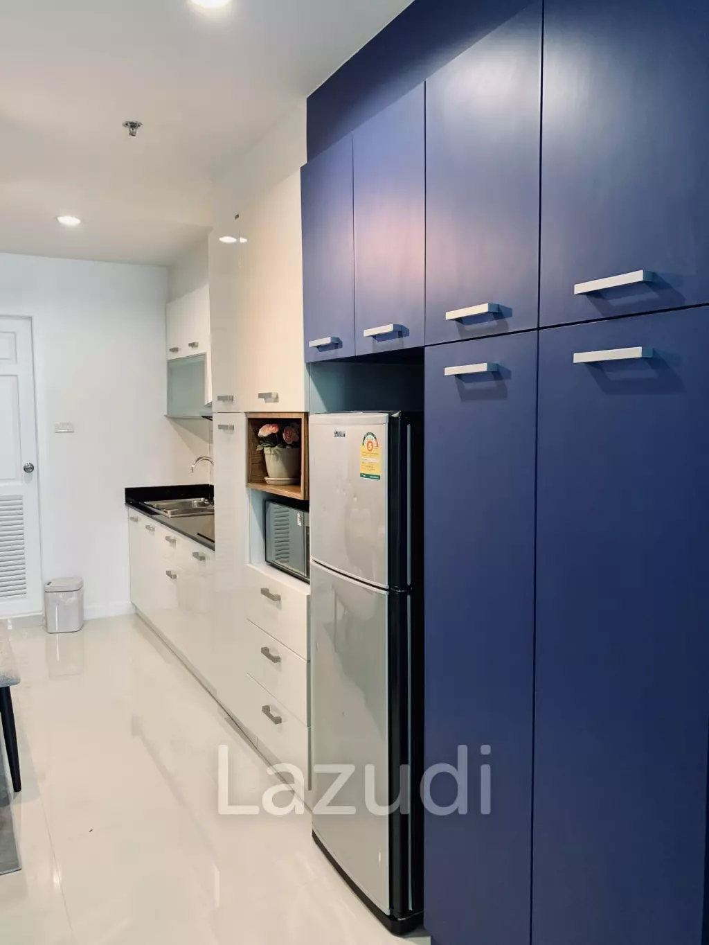 2 bedroom 2 bathroom condo 77 sqm. at Sukhumvit Living Town for sale