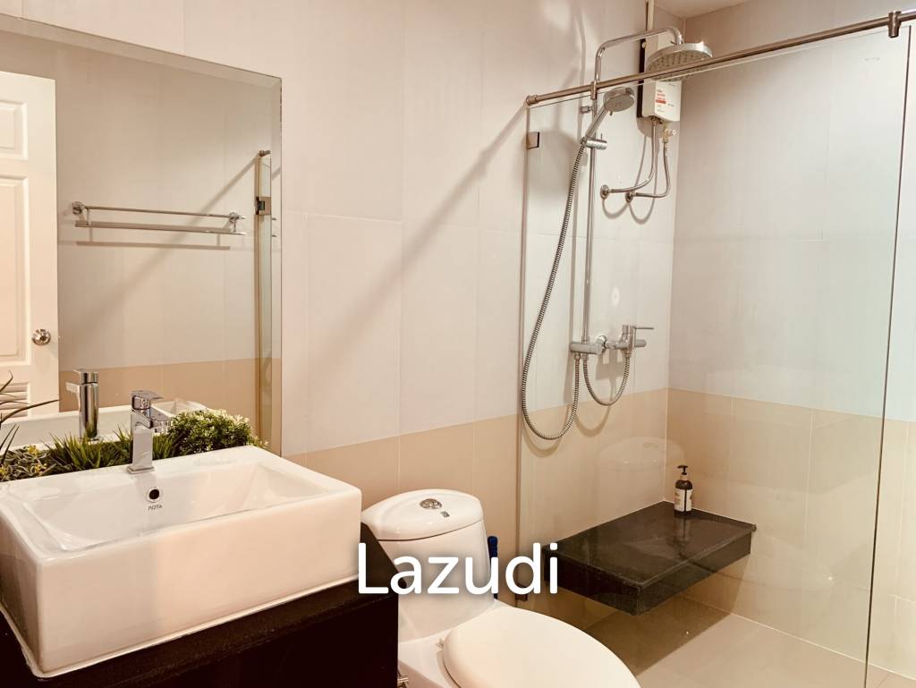 2 bedroom 2 bathroom condo 77 sqm. at Sukhumvit Living Town for sale