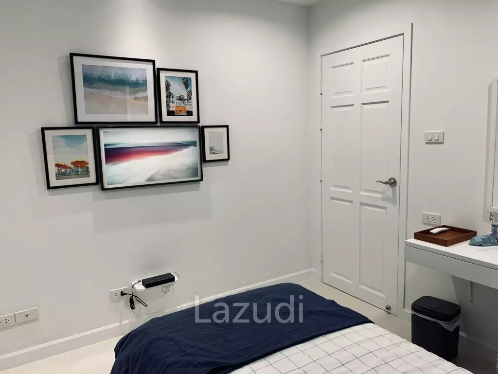 2 bedroom 2 bathroom condo 77 sqm. at Sukhumvit Living Town for sale
