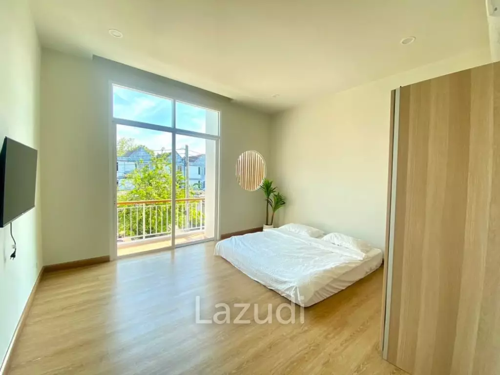 Newly Renovated 2-Bedroom Townhome for Sale in the Heart of Patong