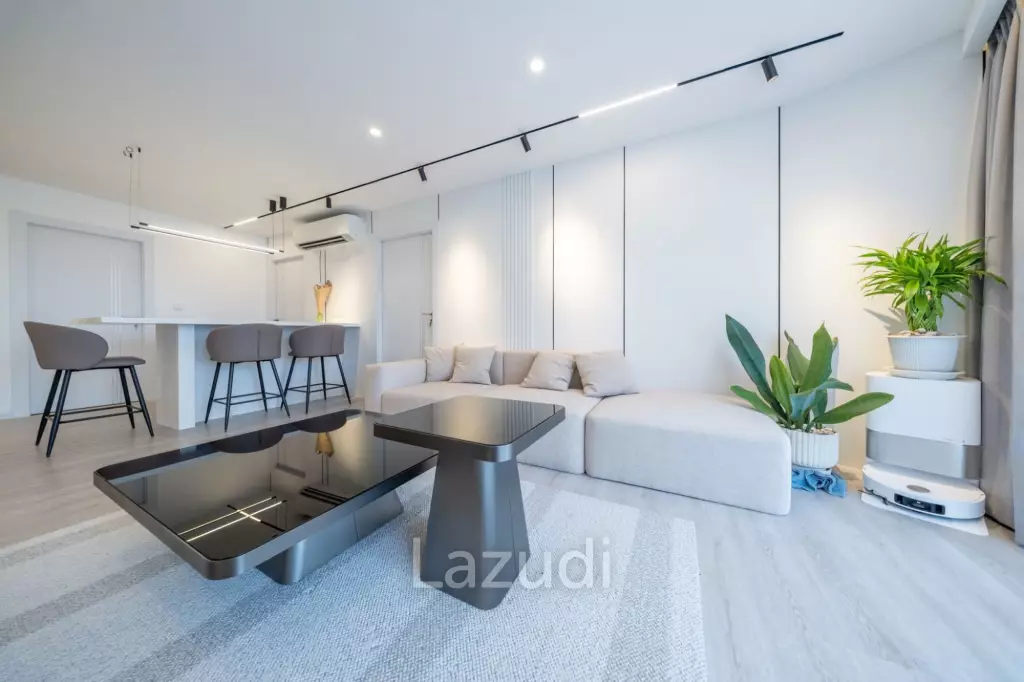 Elegantly Renovated 3-Bedroom Luxury at Royal Hill Resort