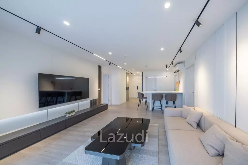 Elegantly Renovated 3-Bedroom Luxury at Royal Hill Resort