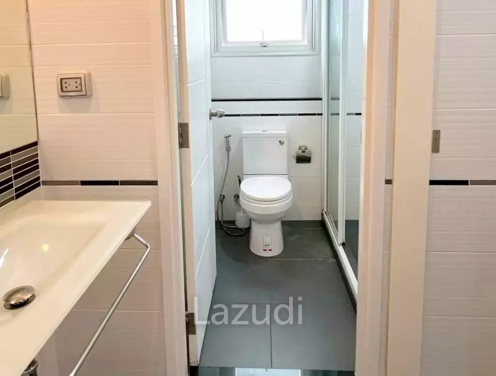 Stunning 24th Floor with City View at Centric Sea Pattaya
