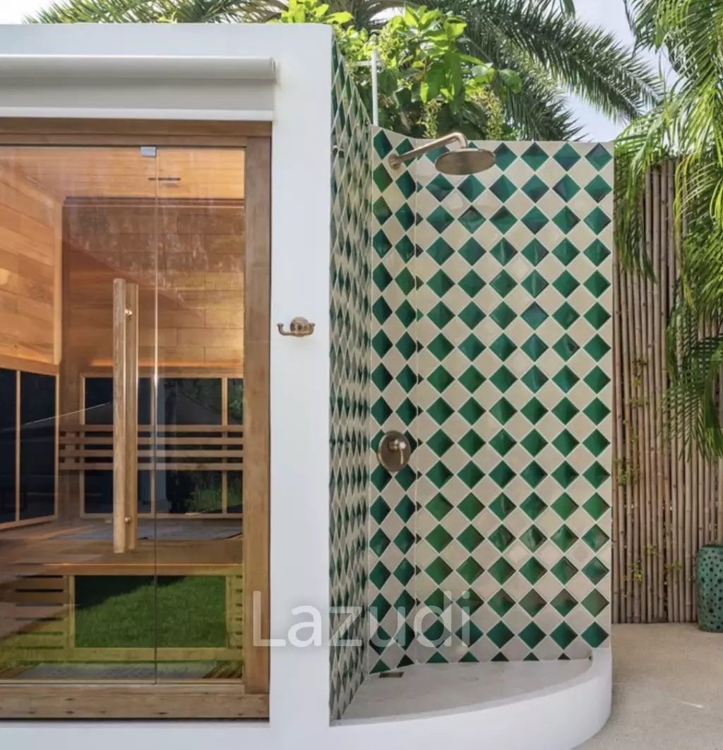 BAAN ING PHU : Luxury 3 bed pool villa on large corner plot with uninterupted Black Mountain Views