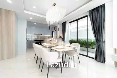 Newly Renovated 2-Storey Pool Villa for Sale at Eakmongkol