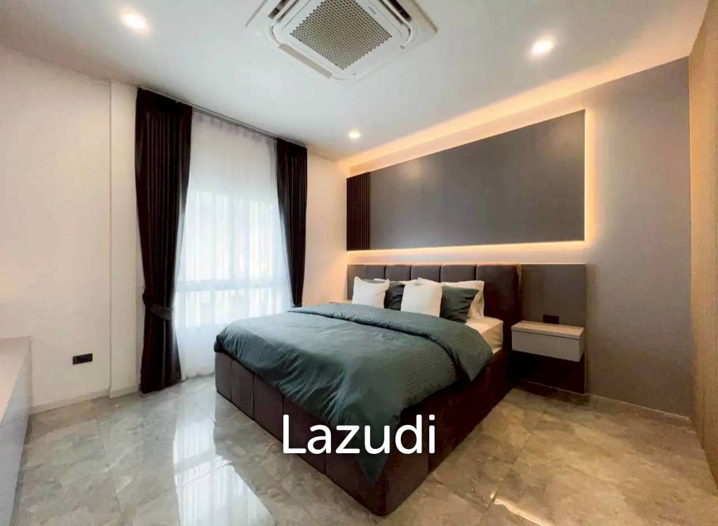 Newly Renovated 2-Storey Pool Villa for Sale at Eakmongkol