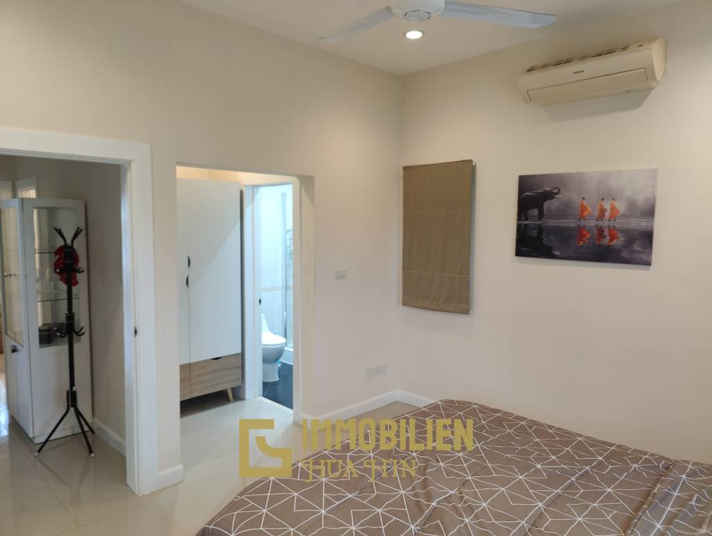 3-Bed Villa in Emerald Green Village Hua Hin