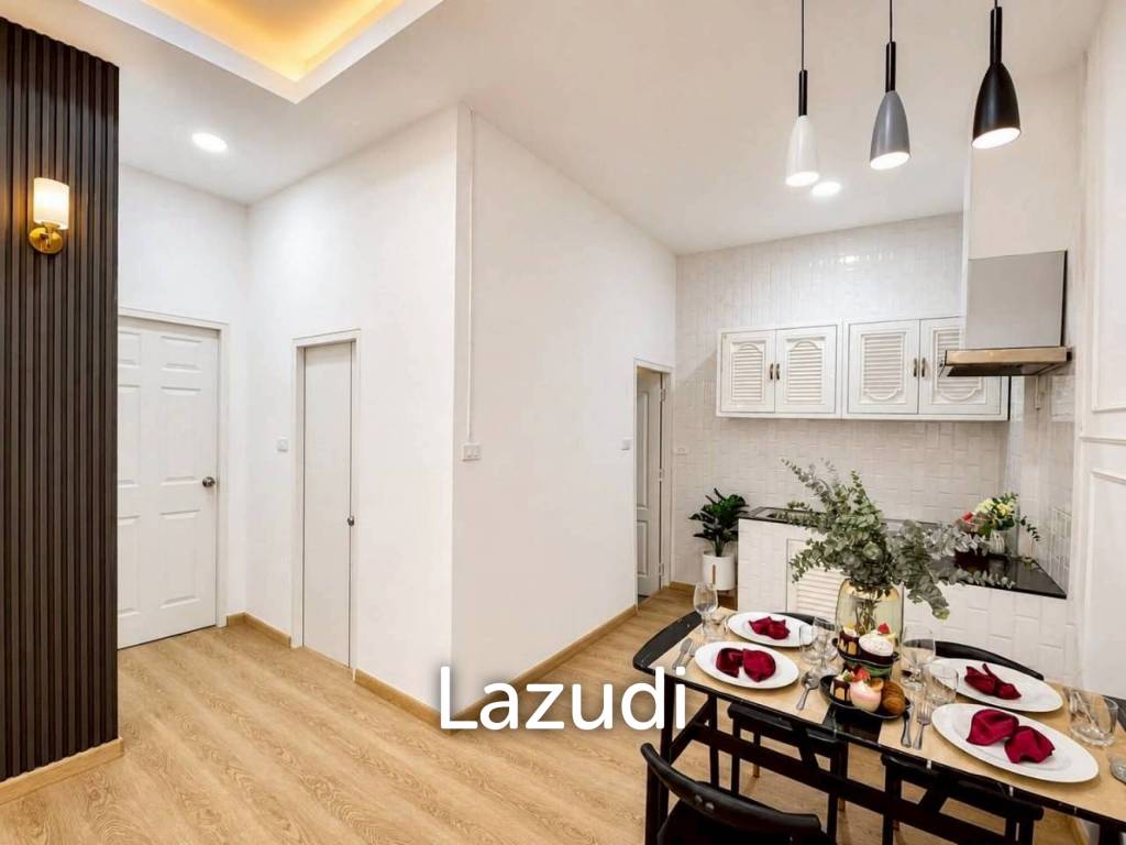 Newly Renovated Townhouse for Rent at Chatkaew 9
