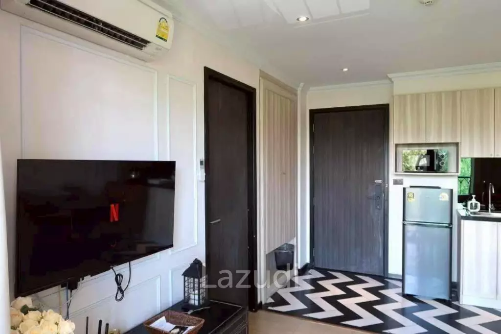 The Venetian Signature Resort Pattaya Condominium