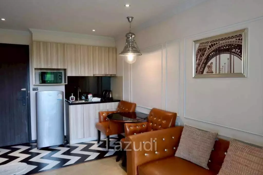 The Venetian Signature Resort Pattaya Condominium
