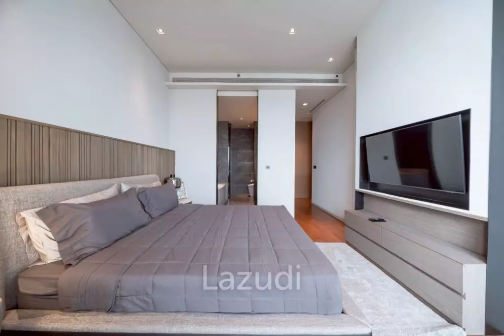 160 sqm riverfront 2-bedroom condo Banyan Tree Residences Khlong San Bangkok