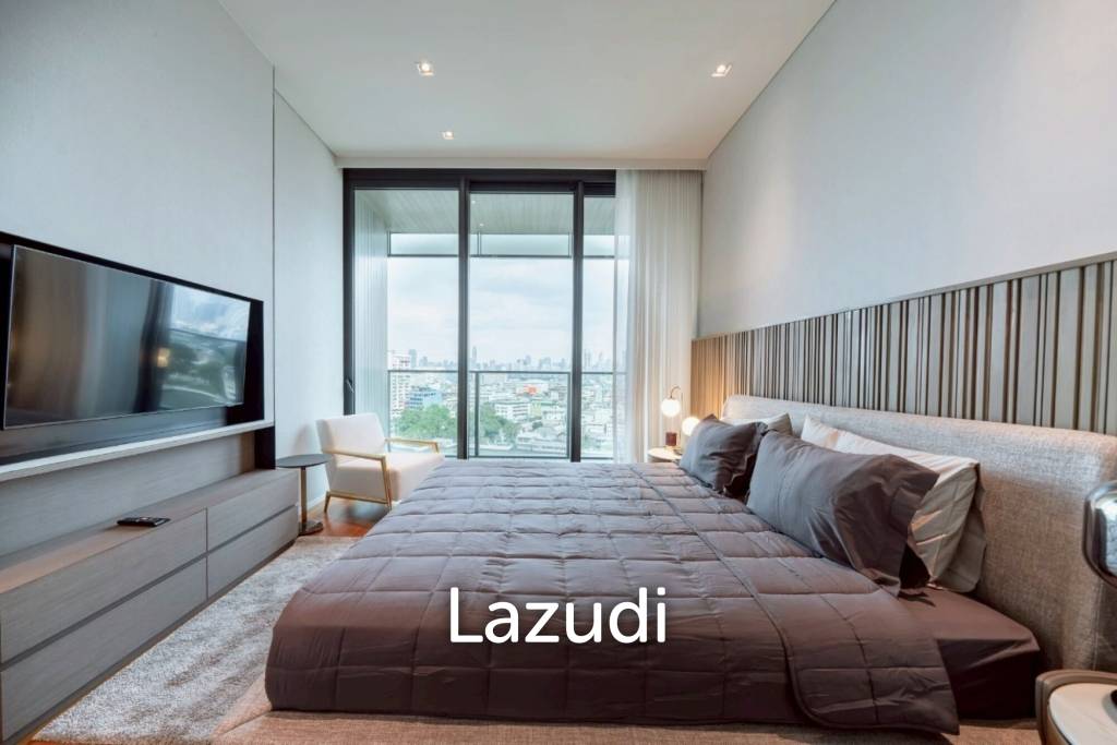 160 sqm riverfront 2-bedroom condo Banyan Tree Residences Khlong San Bangkok