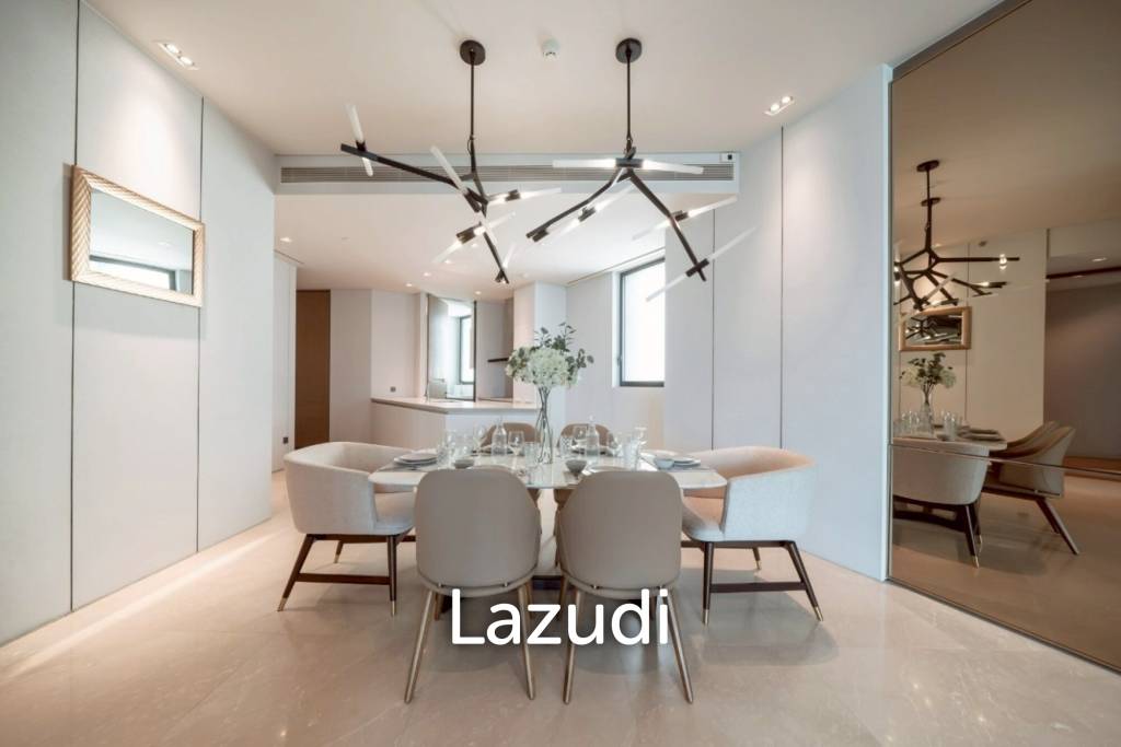 160 sqm riverfront 2-bedroom condo Banyan Tree Residences Khlong San Bangkok