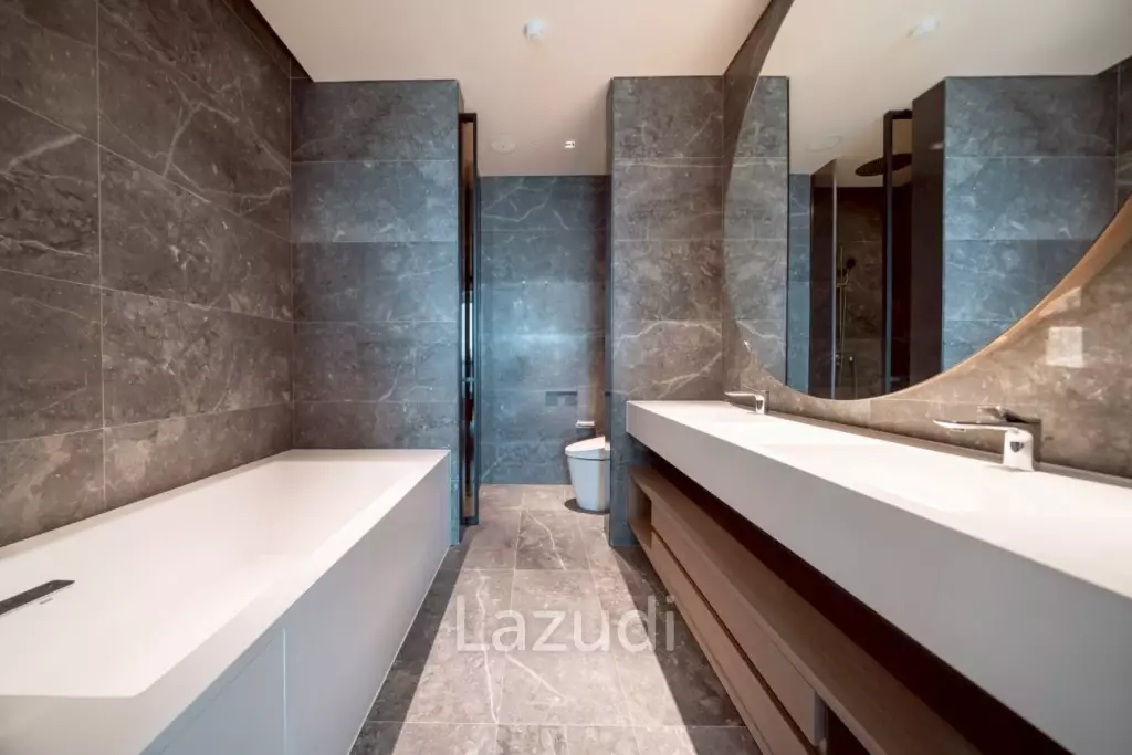 160 sqm riverfront 2-bedroom condo Banyan Tree Residences Khlong San Bangkok