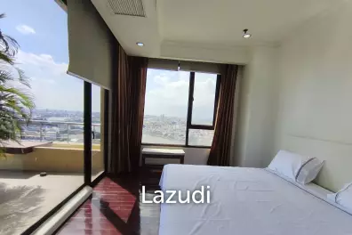 301 sqm high floor condo Baan Chao Praya Khlong San Bangkok