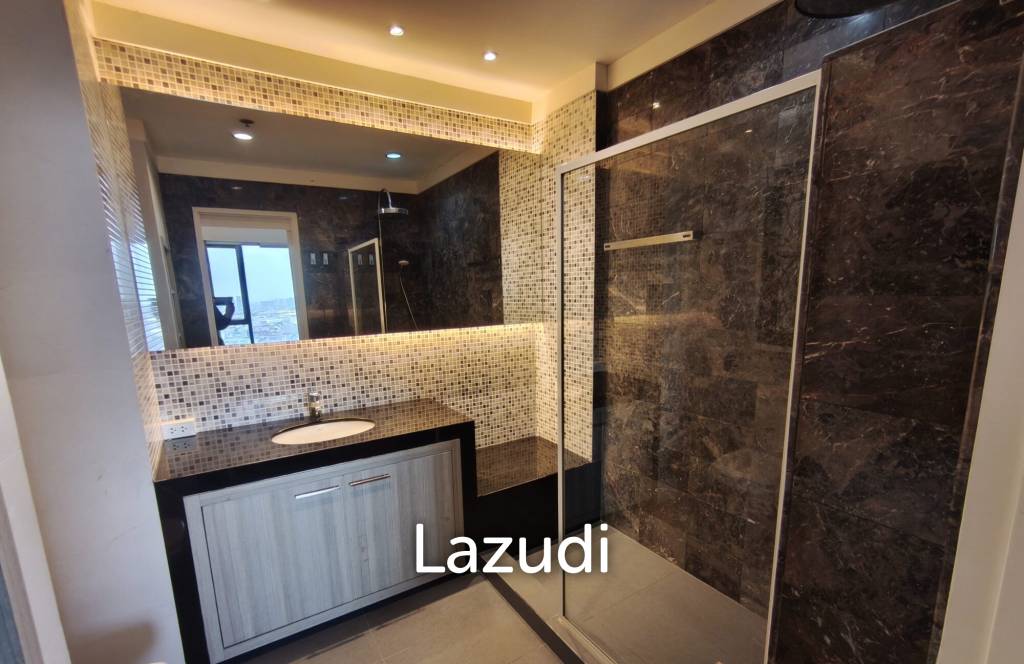 301 sqm high floor condo Baan Chao Praya Khlong San Bangkok