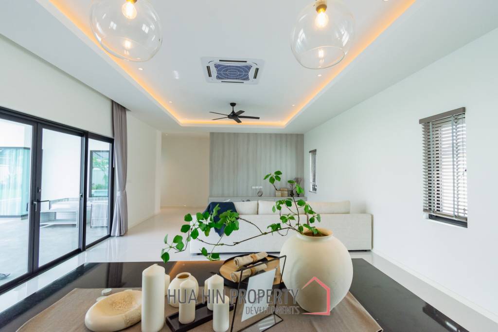292 sqm pool villa in Aria 3 Hua Hin, Thap Tai