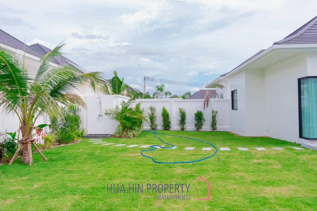 292 sqm pool villa in Aria 3 Hua Hin, Thap Tai