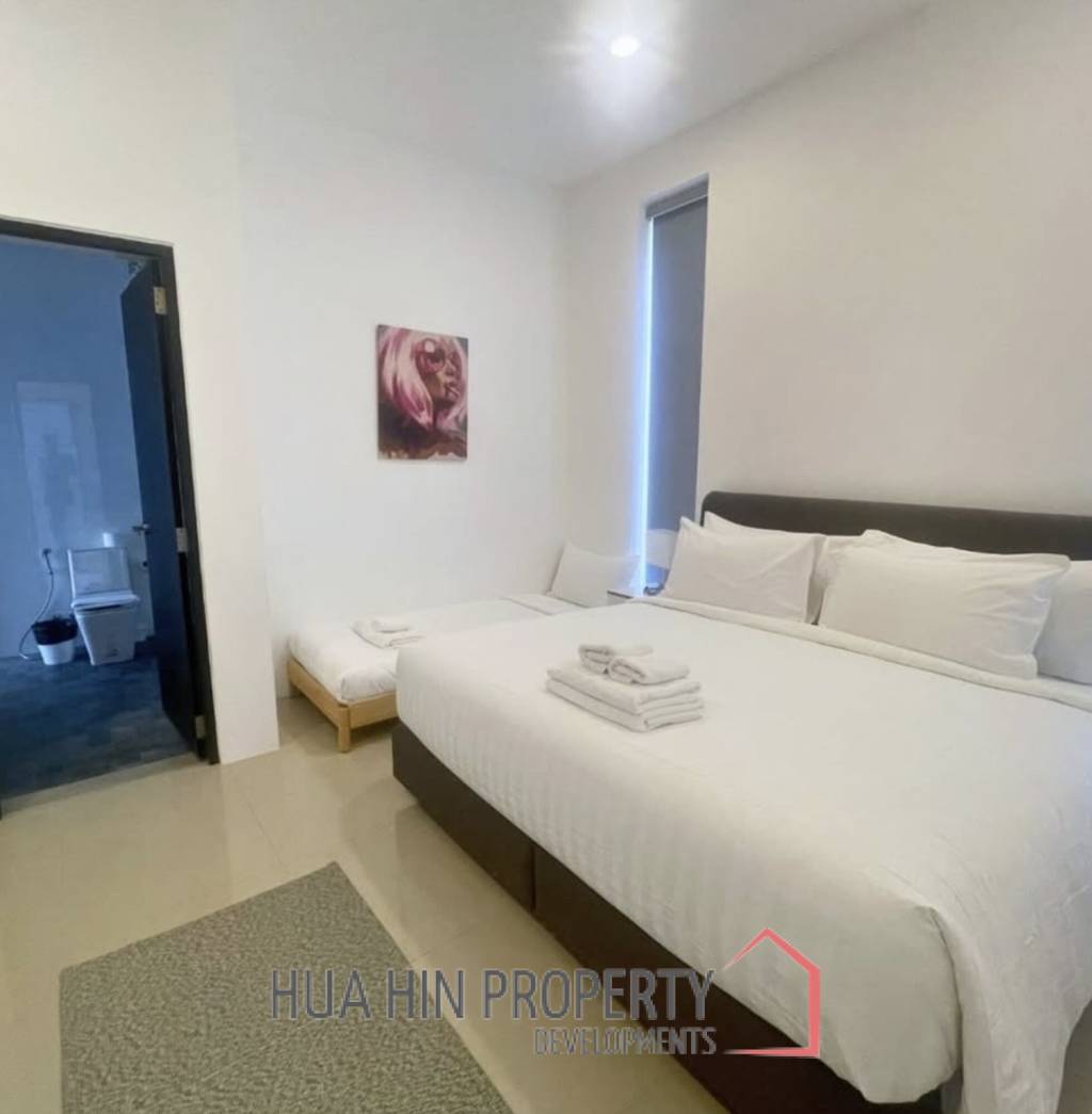 PHU MONTRA K-HAAD  : 4 bed luxury pool villa