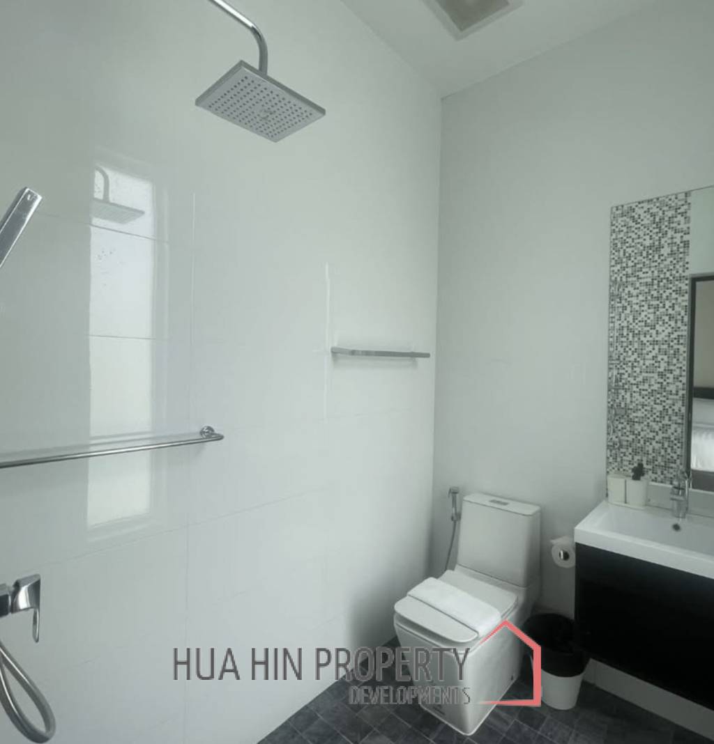 PHU MONTRA K-HAAD  : 4 bed luxury pool villa