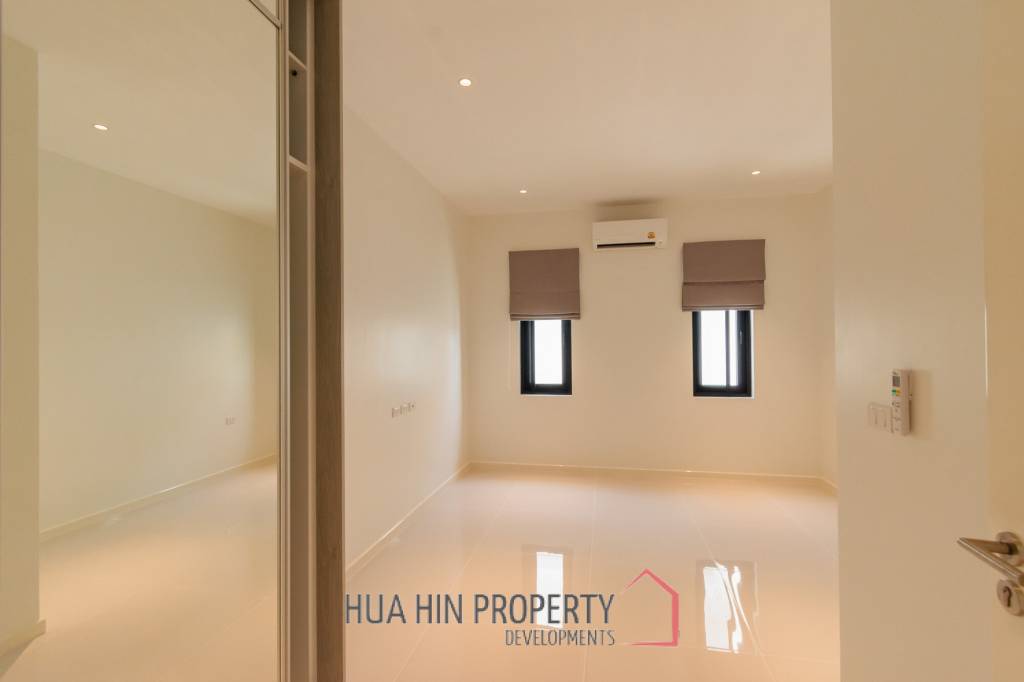 355 sqm modern pool villa in Thap Tai Hua Hin – Aria 3