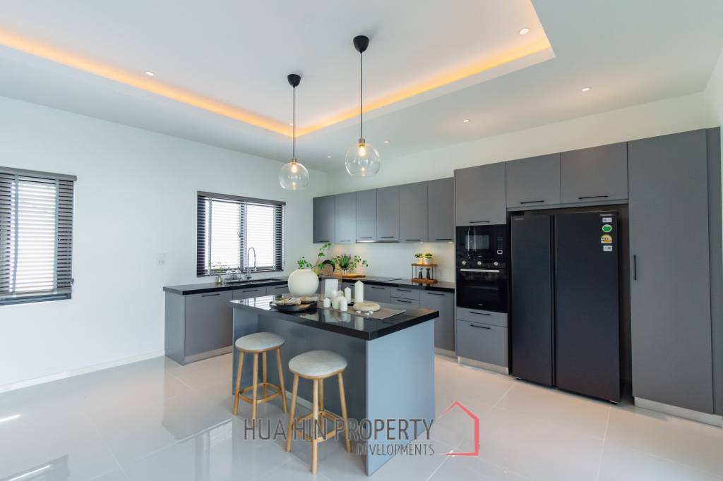 355 sqm modern pool villa in Thap Tai Hua Hin – Aria 3