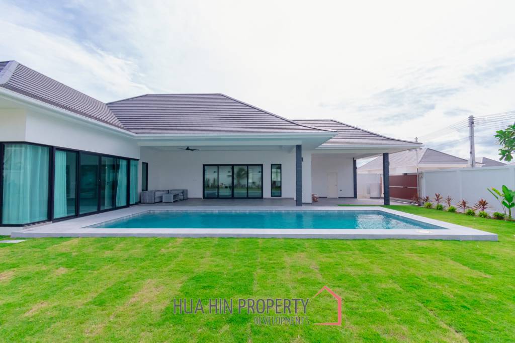 355 sqm modern pool villa in Thap Tai Hua Hin – Aria 3