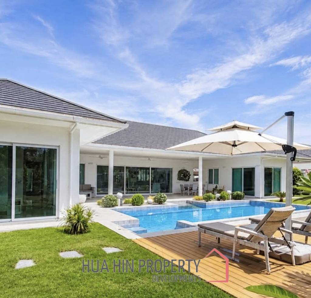 PALM AVENUE  : 3 bed luxury pool villa