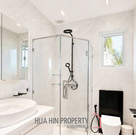 PALM AVENUE  : 3 bed luxury pool villa