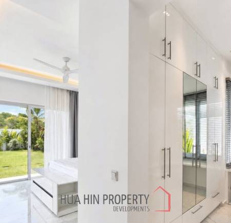 PALM AVENUE  : 3 bed luxury pool villa