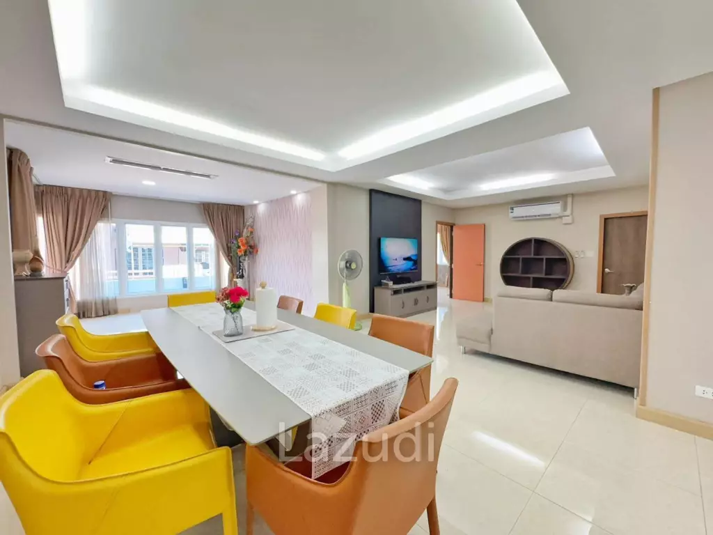 บ้านเดี่ยวขนาดใหญ่ให้เช่าในคอนโดเทลจอมเทียน